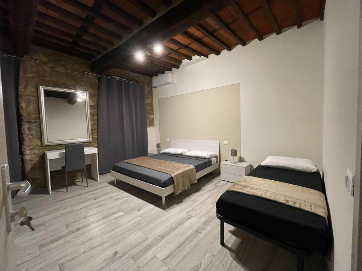 Rent Iacopo *